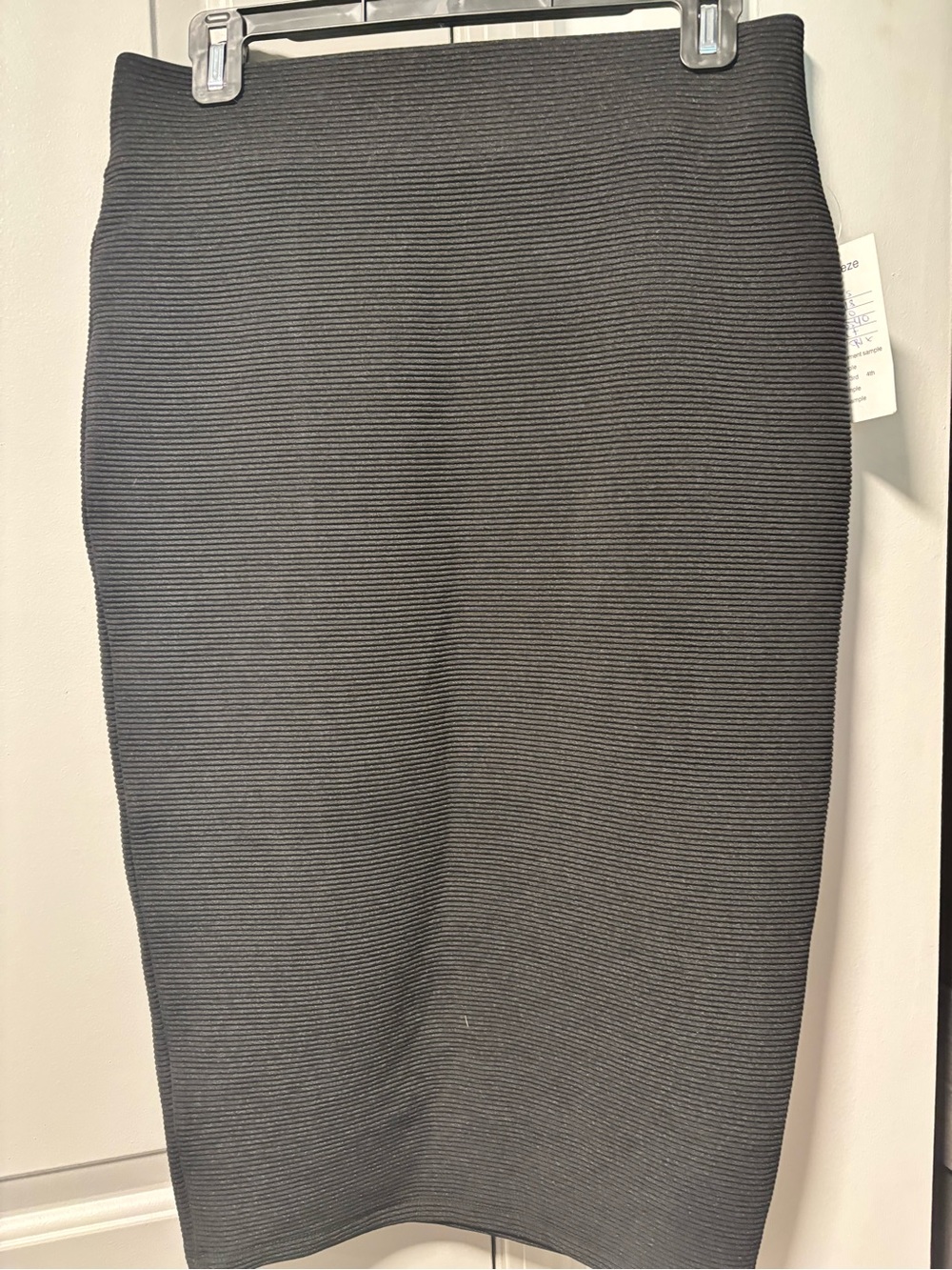 Classic Ribbed Pencil Skirt - Black
